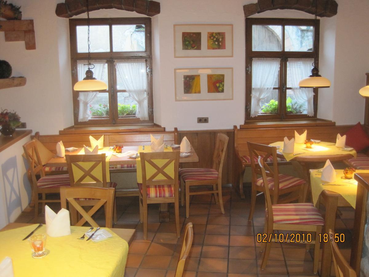 Ellenbergs Restaurant & * Hessheim
